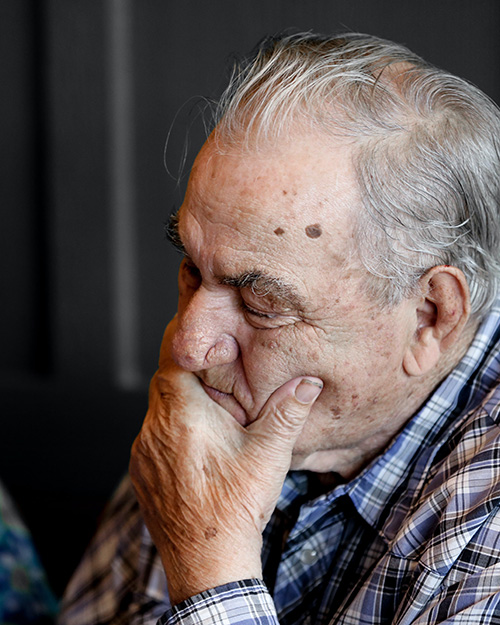 sad image of an elderly man