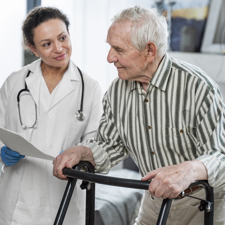 Home health care Estero hero image